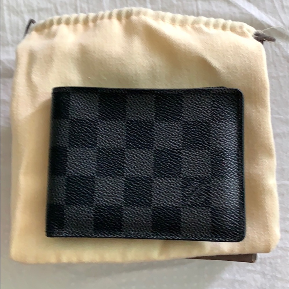 Louis Vuitton men wallet